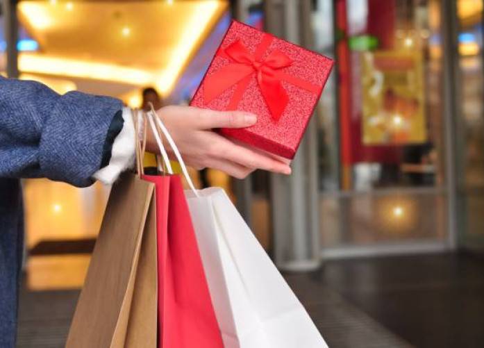 Your Ultimate Christmas Gift Guide at South Edmonton Common